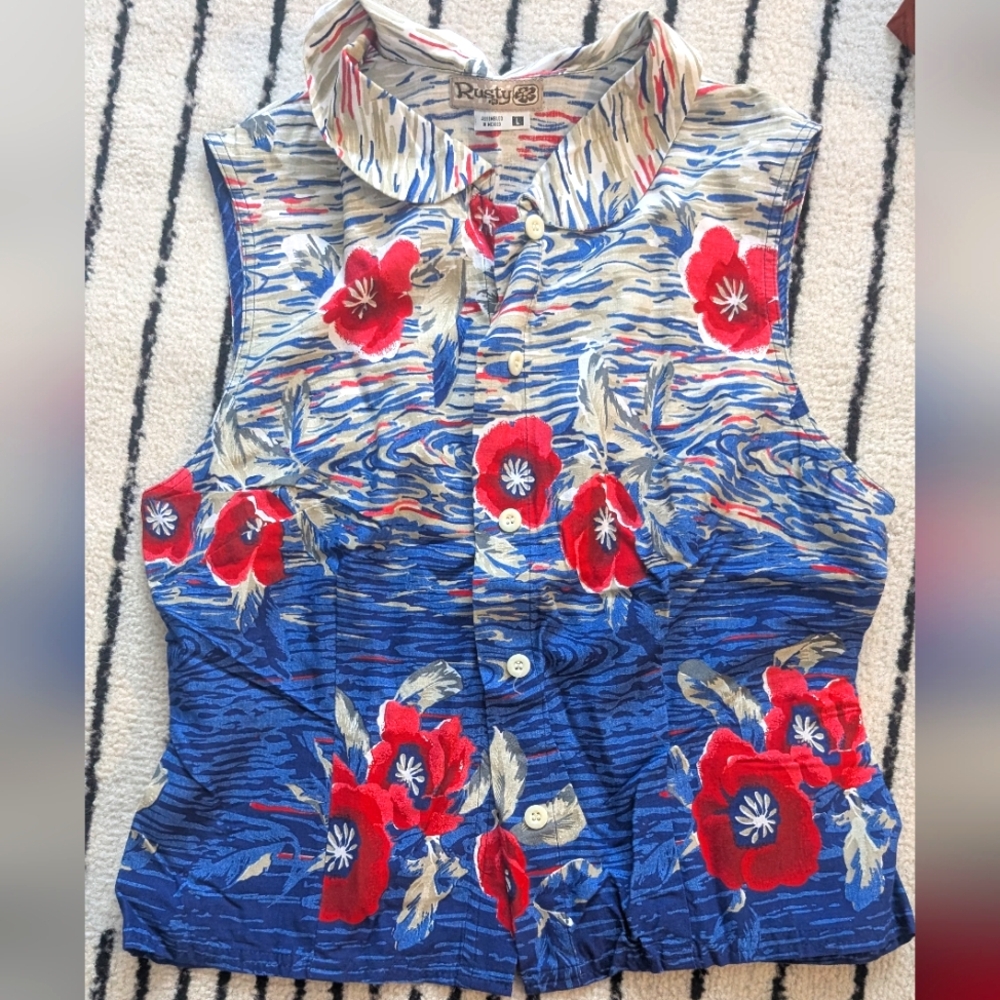 Vintage Rusty floral sleeveless top. Small.